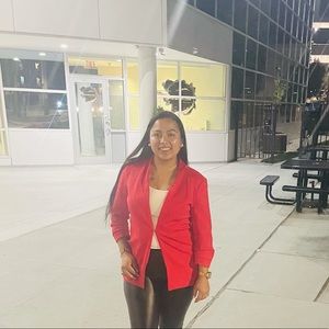 Meet your Posher, Maria jose